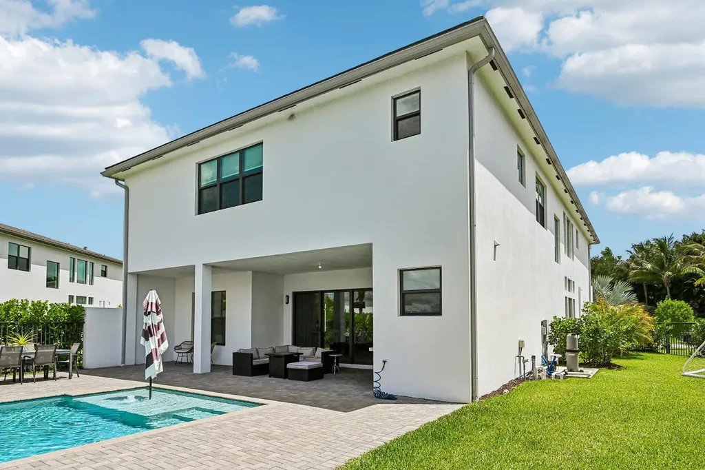 8116 Laurel Falls Drive Boca Raton FL 33496