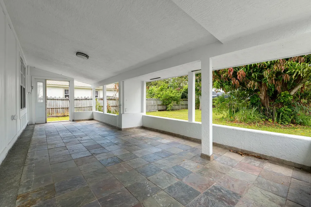 120 SW Austin Court Port St Lucie FL 34953