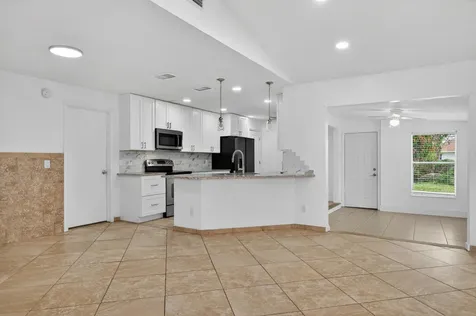 120 SW Austin Court Port St Lucie FL 34953