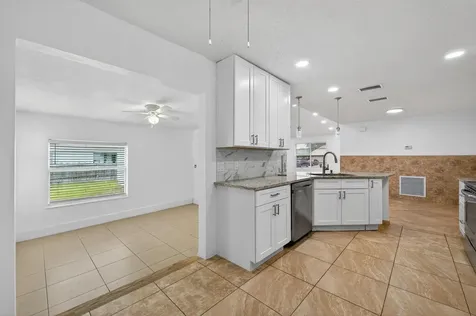 120 SW Austin Court Port St Lucie FL 34953