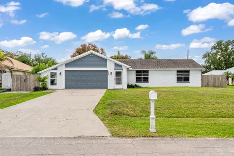 120 SW Austin Court Port St Lucie FL 34953