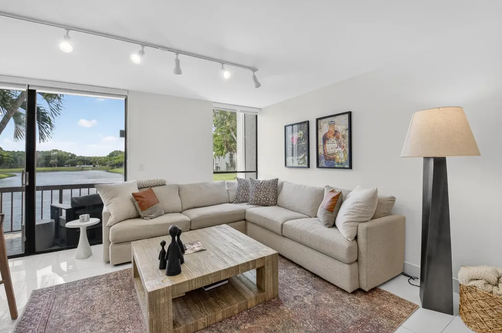 804 Bridgewood Place Boca Raton FL 33434