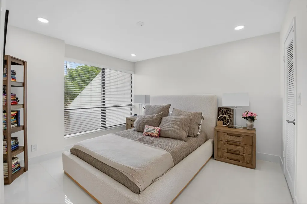 804 Bridgewood Place Boca Raton FL 33434
