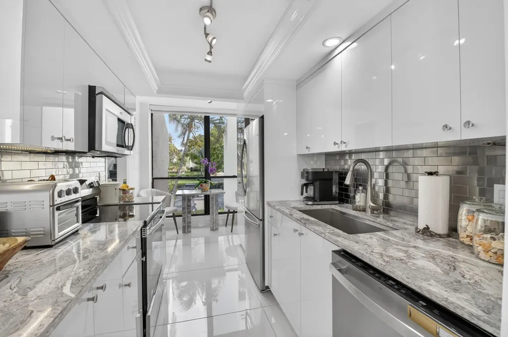 804 Bridgewood Place Boca Raton FL 33434