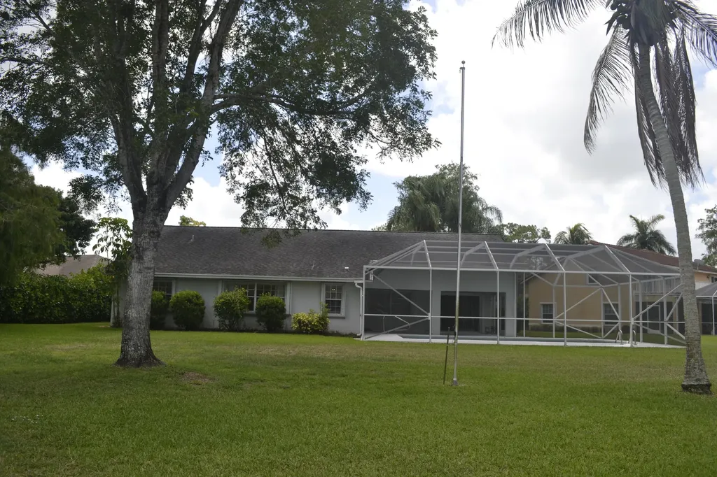 1104 Raintree Lane Wellington FL 33414
