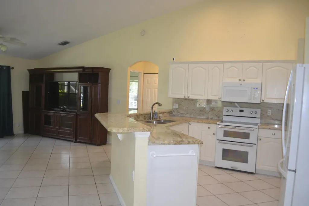 1104 Raintree Lane Wellington FL 33414