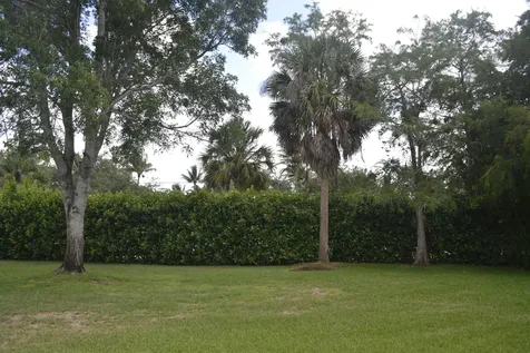 1104 Raintree Lane Wellington FL 33414