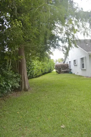 1104 Raintree Lane Wellington FL 33414
