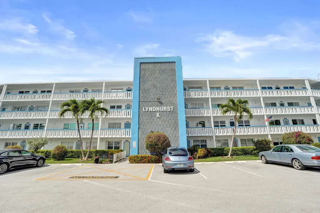 2049 Lyndhurst Deerfield Beach FL 33442