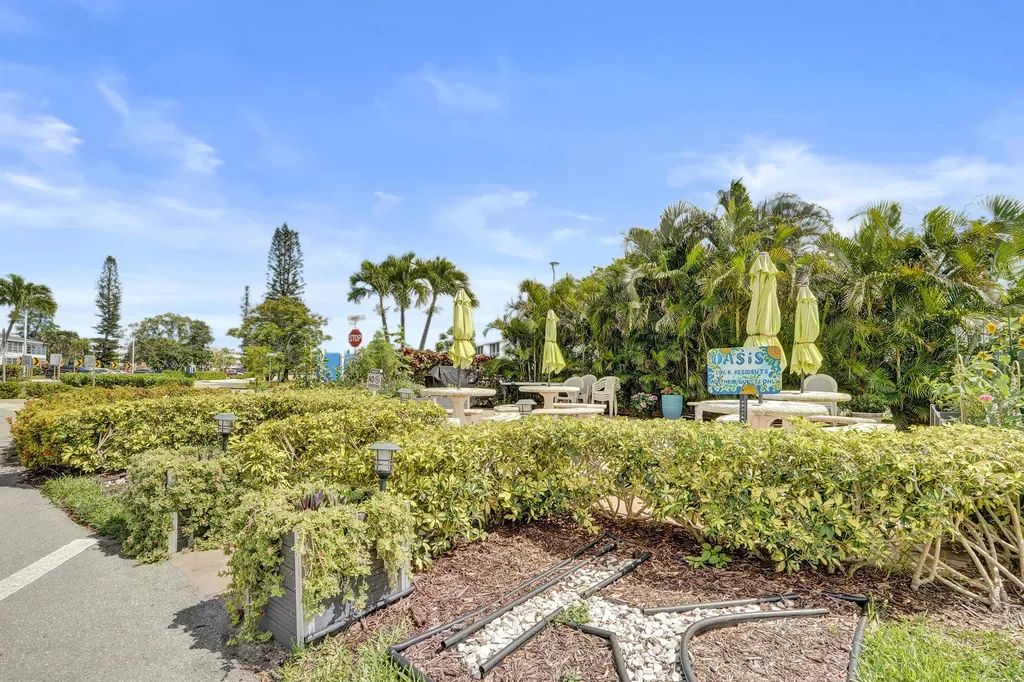 2049 Lyndhurst Deerfield Beach FL 33442