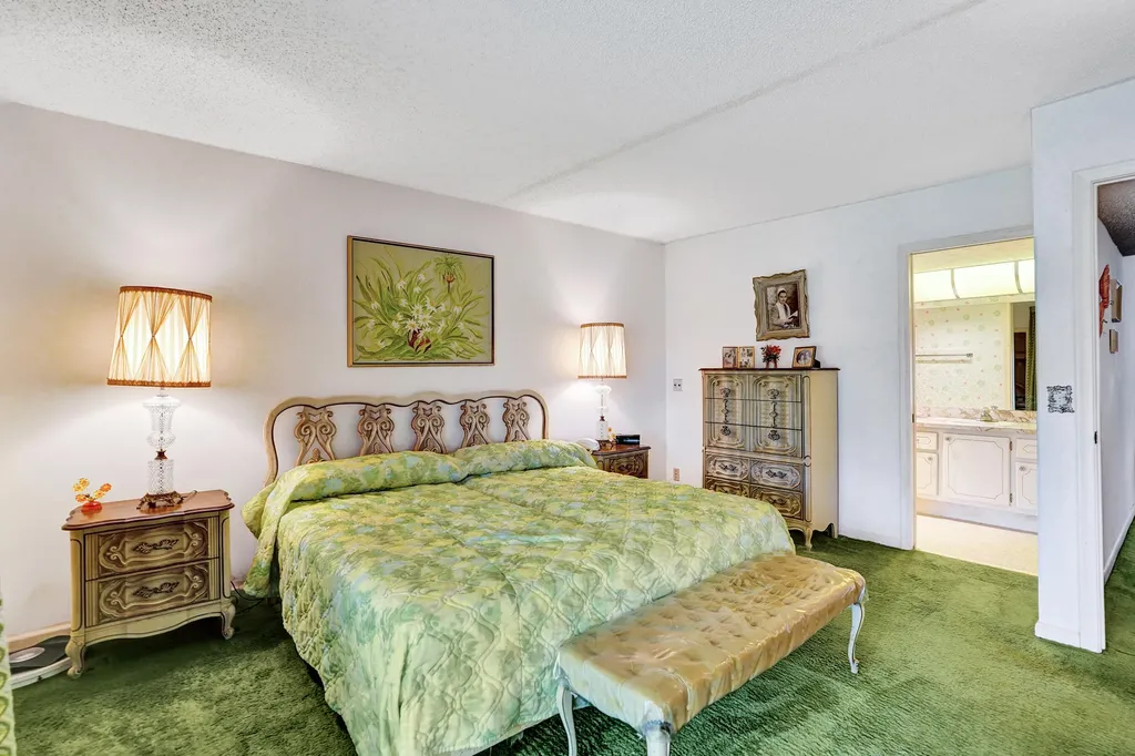 2049 Lyndhurst Deerfield Beach FL 33442
