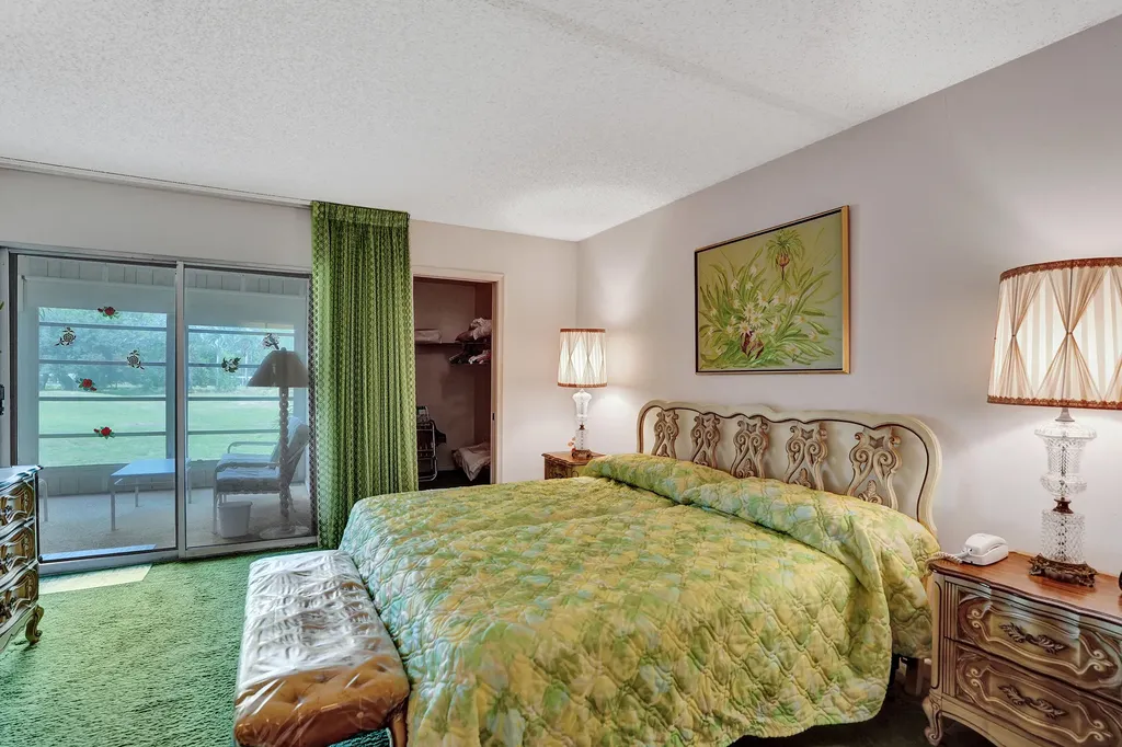 2049 Lyndhurst Deerfield Beach FL 33442