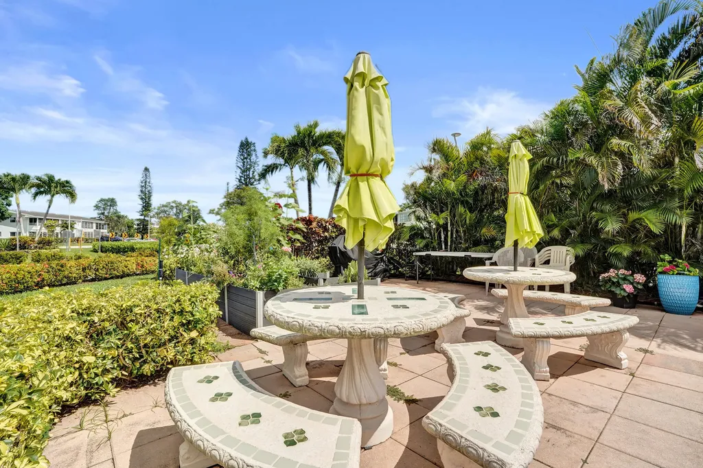 2049 Lyndhurst Deerfield Beach FL 33442
