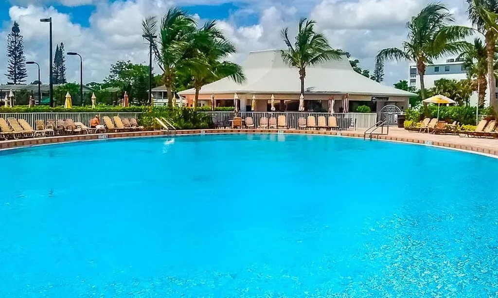 2049 Lyndhurst Deerfield Beach FL 33442