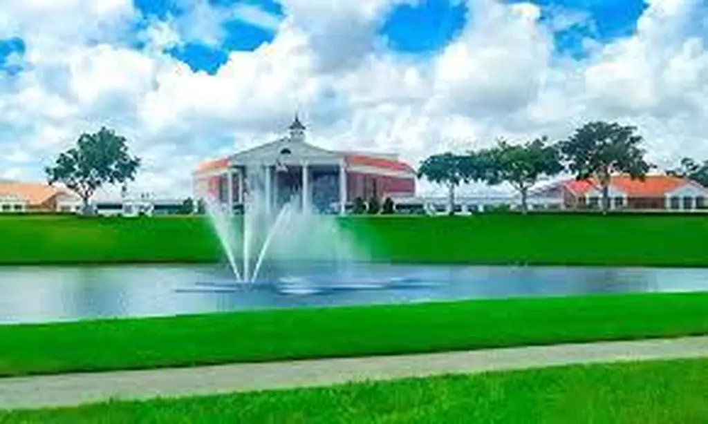 2049 Lyndhurst Deerfield Beach FL 33442