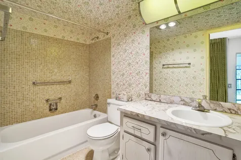 2049 Lyndhurst Deerfield Beach FL 33442