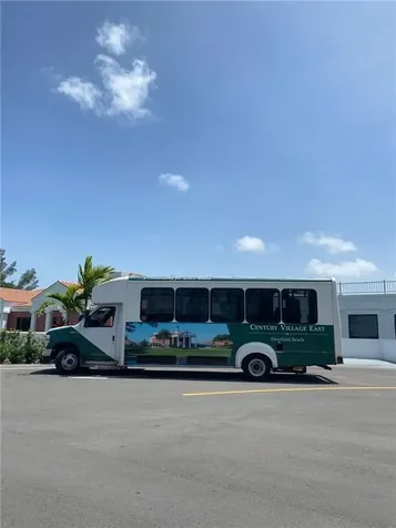 2049 Lyndhurst Deerfield Beach FL 33442