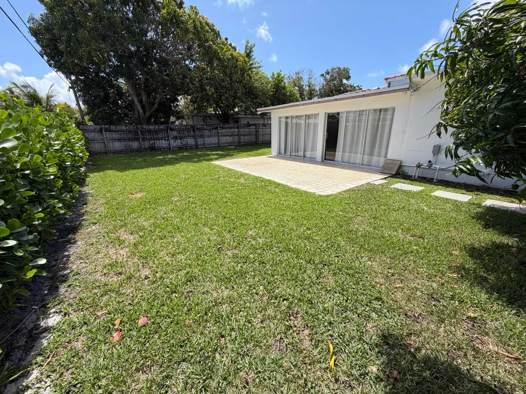 349 NE 31st Street Boca Raton FL 33431