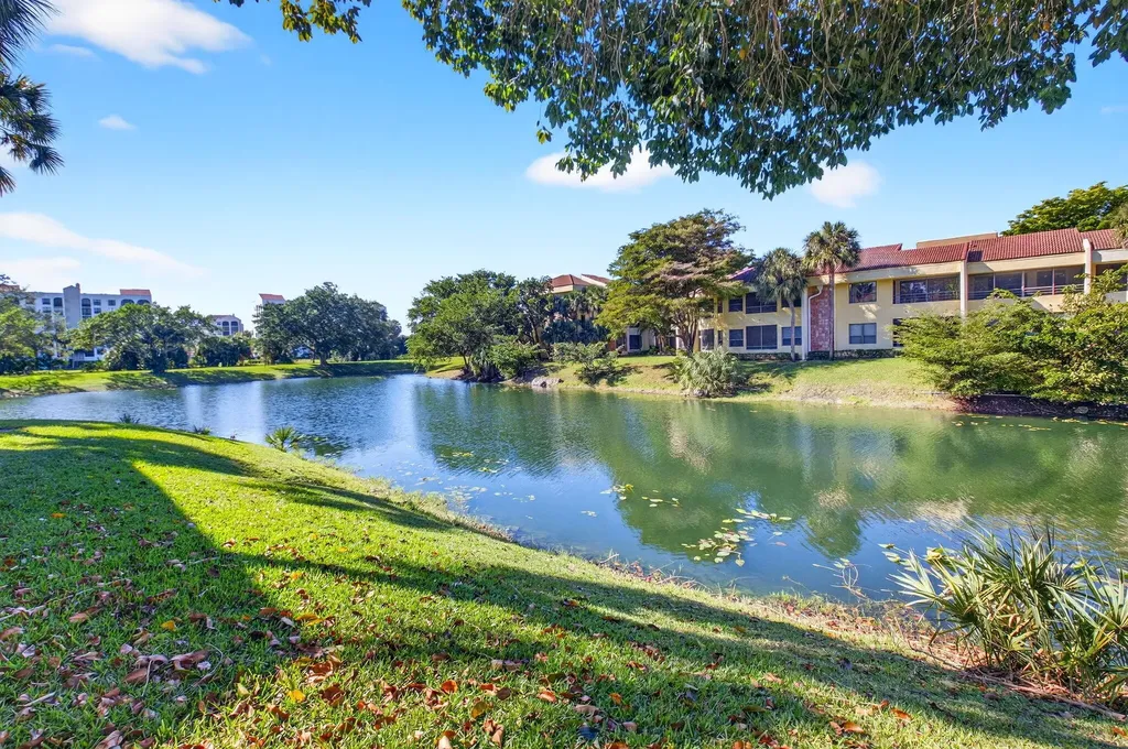7484 La Paz Boulevard Boca Raton FL 33433