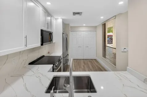 7484 La Paz Boulevard Boca Raton FL 33433