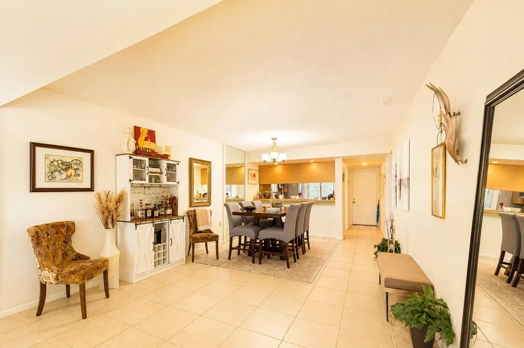 6193 Balboa Circle Boca Raton FL 33433