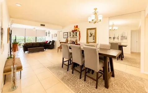 6193 Balboa Circle Boca Raton FL 33433