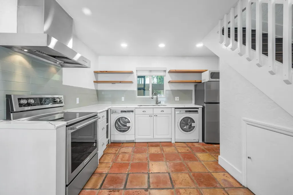 1612 SE 2nd Street Fort Lauderdale FL 33301
