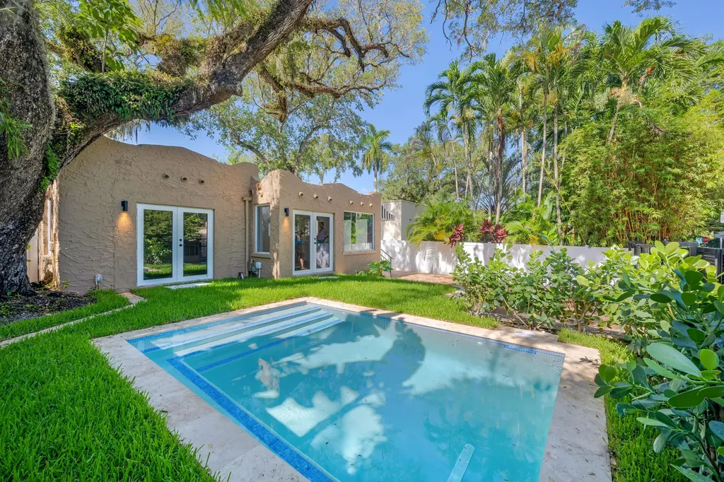 1612 SE 2nd Street Fort Lauderdale FL 33301
