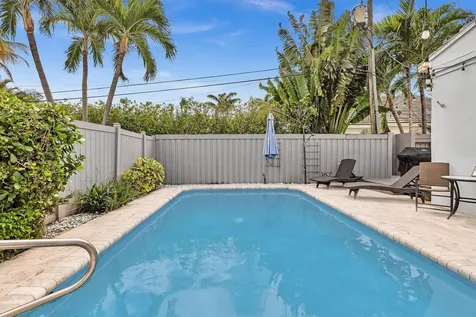 746 NE 16th Terrace Fort Lauderdale FL 33304
