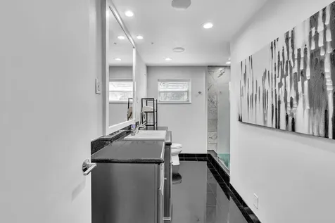 746 NE 16th Terrace Fort Lauderdale FL 33304
