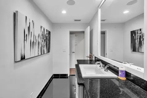 746 NE 16th Terrace Fort Lauderdale FL 33304