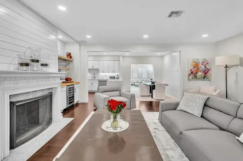 746 NE 16th Terrace Fort Lauderdale FL 33304