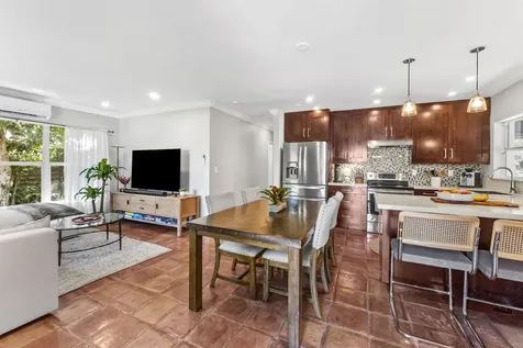 1627 NE 17th Avenue Fort Lauderdale FL 33305