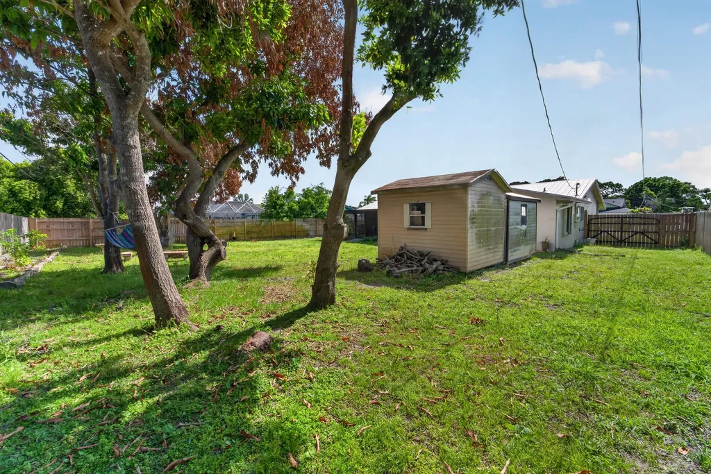 1911 SE Dock Street Port St Lucie FL 34952