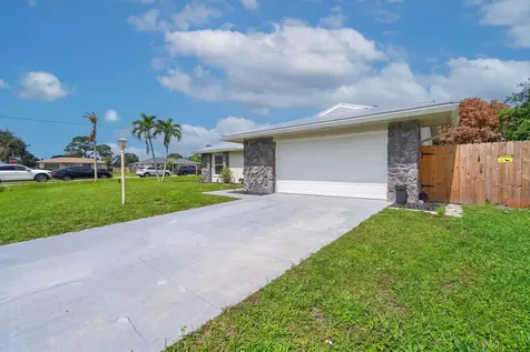 1911 SE Dock Street Port St Lucie FL 34952