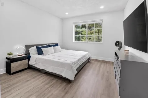 8020 N Nob Hill Road Tamarac FL 33321