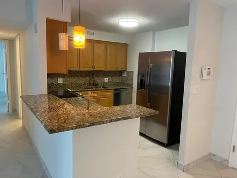 1000 Spanish River Road Boca Raton FL 33432