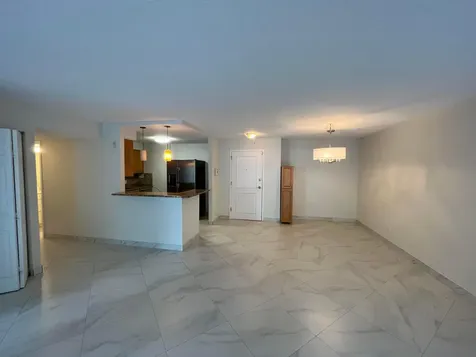 1000 Spanish River Road Boca Raton FL 33432