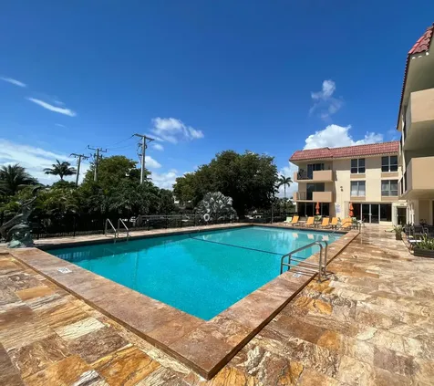 1000 Spanish River Road Boca Raton FL 33432