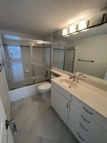 1000 Spanish River Road Boca Raton FL 33432