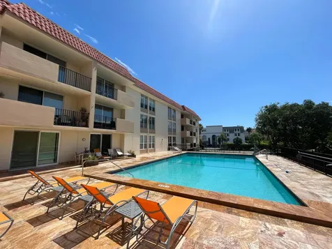 1000 Spanish River Road Boca Raton FL 33432