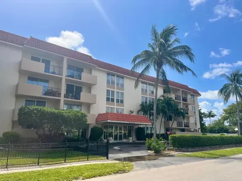 1000 Spanish River Road Boca Raton FL 33432