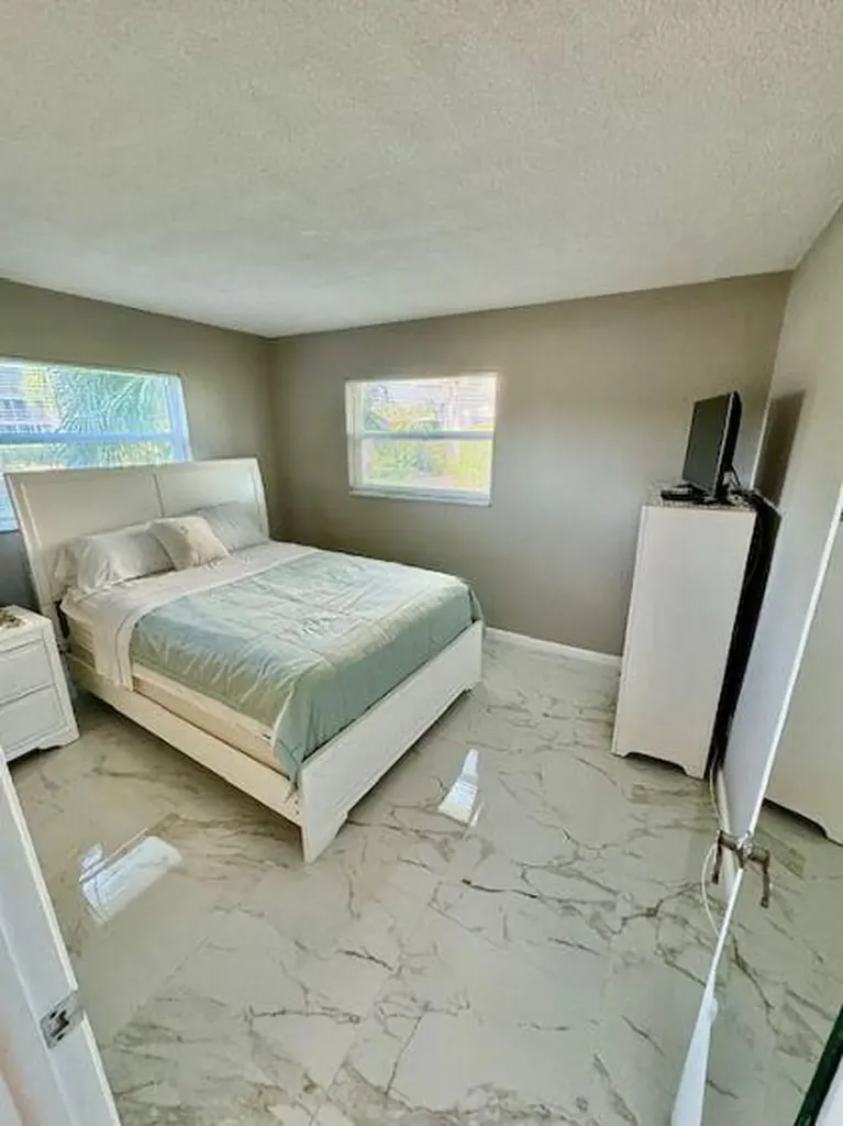 2615 Garden Drive S Lake Worth FL 33461