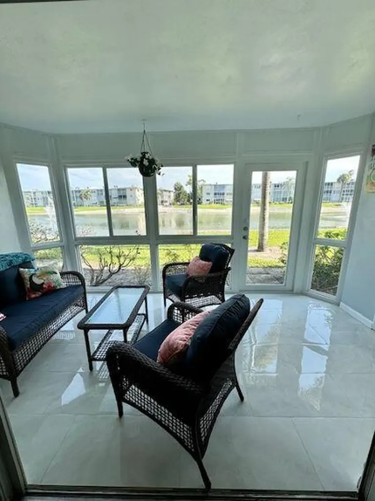 2615 Garden Drive S Lake Worth FL 33461