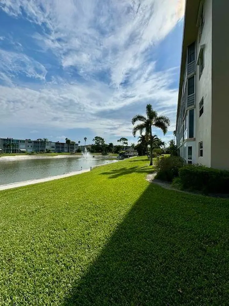 2615 Garden Drive S Lake Worth FL 33461
