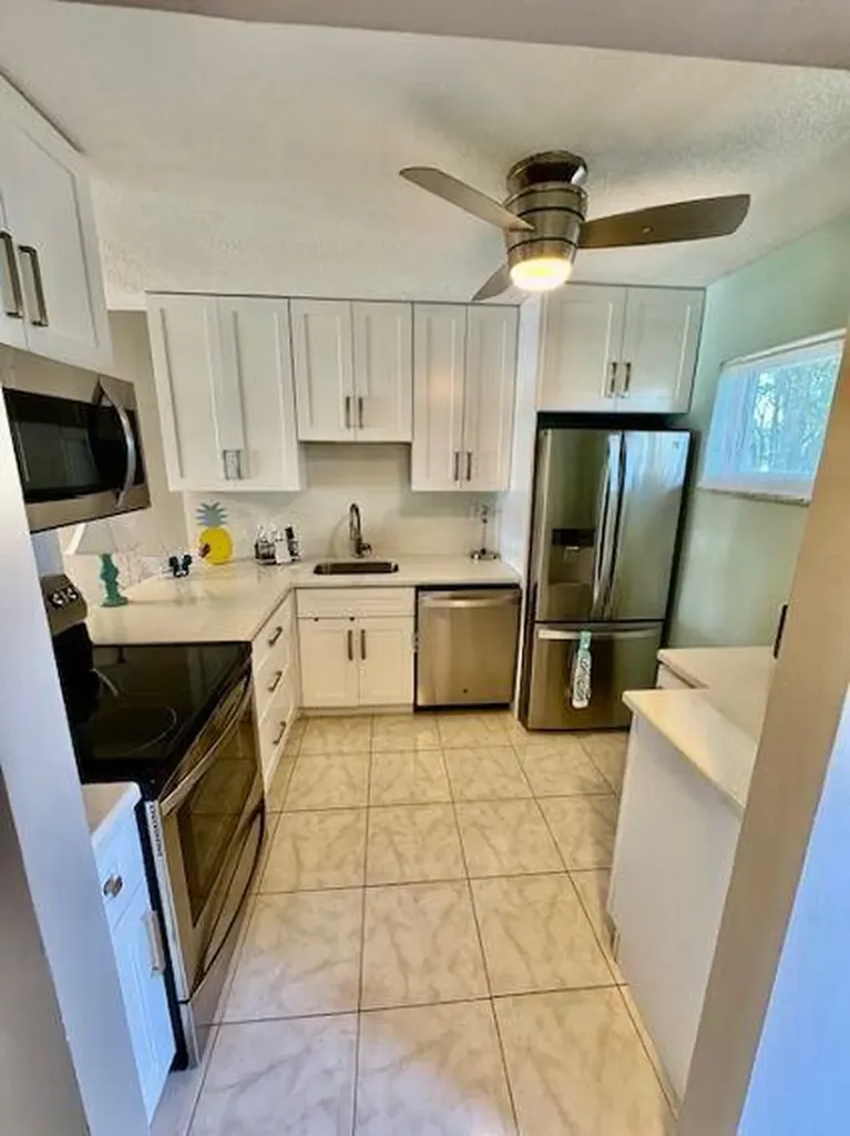 2615 Garden Drive S Lake Worth FL 33461