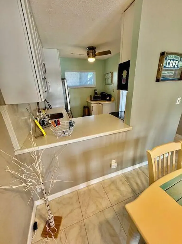 2615 Garden Drive S Lake Worth FL 33461