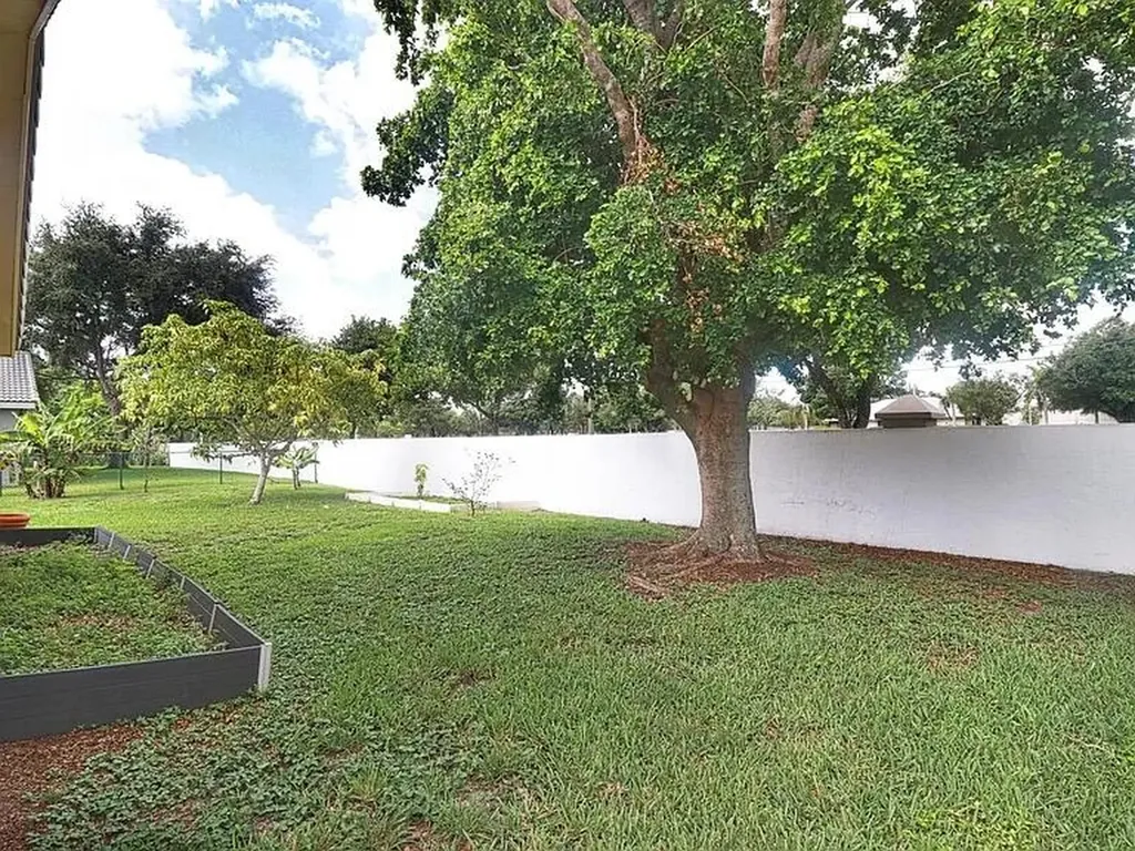 6401 W Sedgewyck Circle W Davie FL 33331