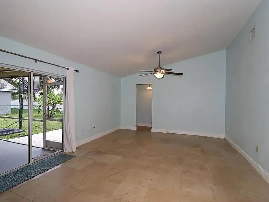 6401 W Sedgewyck Circle W Davie FL 33331