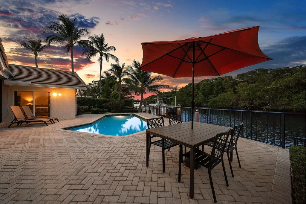 763 Camino Lakes Circle Boca Raton FL 33486